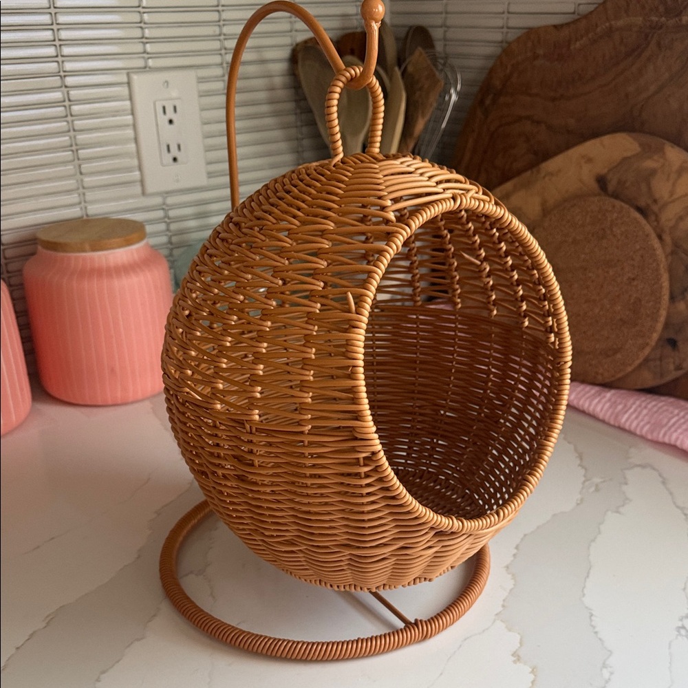 Wicker Hanging fruit Basket in Tan - Home Accents